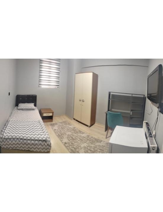 1 Kişilik Erkek Öğrenci Apartı