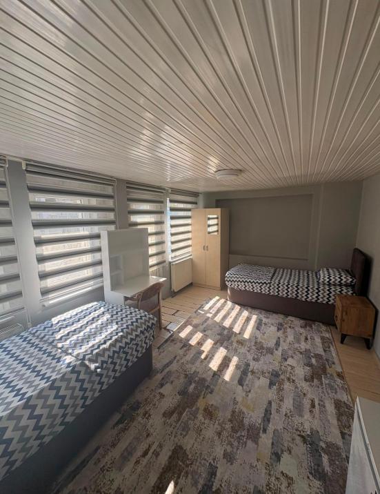 2 Kişilik Erkek Öğrenci Apartı